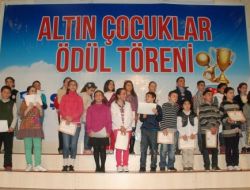 Rize’de, 'Altın Çocuklar Yarışıyor' Sınavının Ödülleri Törenle Verildi