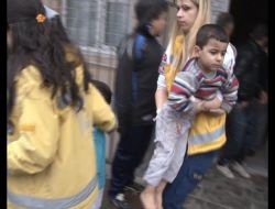 Baba, Küçük Kızına Sarılarak Can Verdi