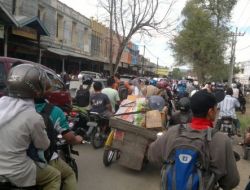 Endonezyalılar, Felaketten Korunmak İçin Dua Etti