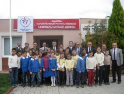 Saruhanlı Gençlik Merkezi Faaliyete Başladı