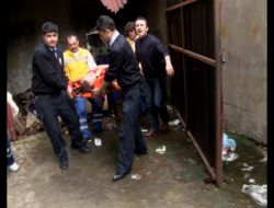 Kadın Kıyafetli Alman, Vurularak Yakalandı