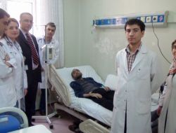 Böbrek Hastası, 77 Yaşındaki Şahsın Böbreği İle Hayata Tutundu