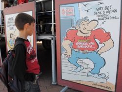 Kızılay, Karikatür Sergisiyle Kan Bağışına Dikkat Çekiyor