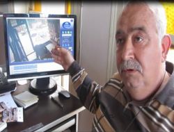 Bisiklet Çalan Kızlar Kameralara Yakalandı