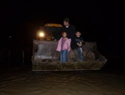 Düz Kışla Kar Suyu Altında Kaldı