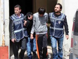 Buca Müftülüğü'nü Soyan Zanlılar İstanbul'da Yakalandı