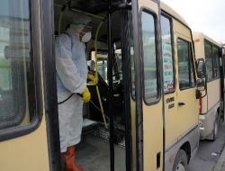 İstanbul'da Minibüsler Domuz Gribine Karşı İlaçlanıyor