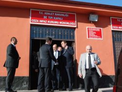 Demirören ve Özdemir İbrahim Kızıl'ı Ziyaret Etti