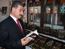 'Samsat'ta Bir Gül' Okurlarıyla Buluştu