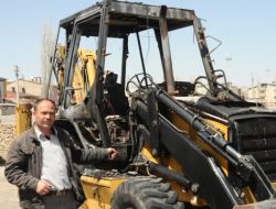 PARK HALİNDEKİ KEPÇE YANDI