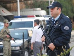 Komando Taburuna Roketli Saldırı