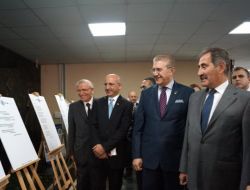 İstanbul Aydın Üniversitesi’nden Şiir Sergisi