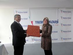 Veliler, Peygamber Efendimiz’in (Sas) Hayatını Anlatmak İçin Yarıştı