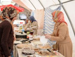 Silopi'de Öğrenciler Yararına Kermes