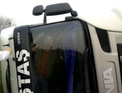 Şoför De Ters Döndü