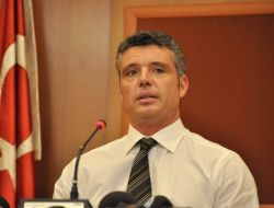 Sadettin Saran: Siyaseti Düşünüyorum