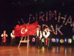 Burak İlköğretim Okulu Folklor Ve Şiir Etkinlikleri Düzenledi