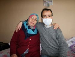 Annesi Böbreğini Bağışladı, 20 Yıllık Hastalığından Kurtuldu