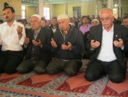 İskilip Köprübaşı Camii Kursiyerleri Hatim Okutup Helva Dağıttı