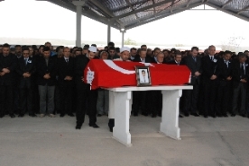 Son yolculuğuna uğurlandı!