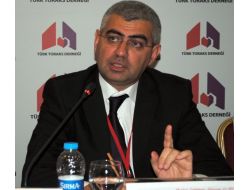 "Nargile Verem Hastalığına Davetiye Çıkarıyor"