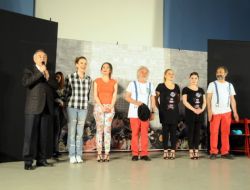 Abdullah Şahin Nokta Tiyatrosu, Perdesini 'Öldüm Öldüm Dirildim' Oyunu İle Açtı