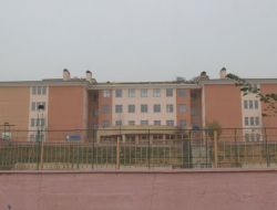 Fırtına, Okulun Çatısını Uçurdu
