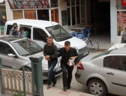 Çaldığı Altınları Satmak İsterken Yakalandı