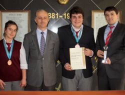 Karasu Meslek Lisesi Öğrencileri Başarısıyla İlçeyi Sevindirdi