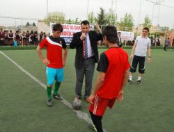 Liseler Arası Futbol Turnuvası Sonunda Kardeşlik Kupası Kaldırılacak