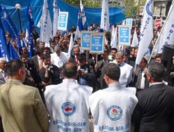 Eğitim-bir-sen Üyeleri Bordrolarını Yaktı