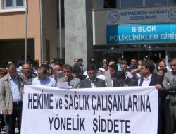 Sağlıkçılar Öldürülen Doktor İçin Yürüdü