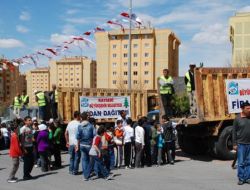 Belediye 5 Bin Adet Ücretsiz Fidan Dağıttı