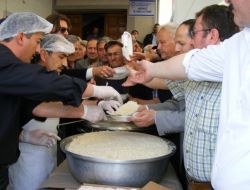 Ereğli'de ‘kutlu Doğum Haftası’ Pilavı Dağıtıldı