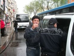 Kestanecinin Kolisi, Polisi Bomba Alarmına Geçirdi