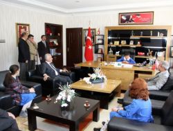 Küçük Başkan Okullara Spor Salonu Yaptırılmasını İstedi