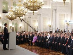 Rusya'nın Modernleşmesi Demokratik Değerler Ve Kurumlar Üzerine İnşa Edilmeli/1