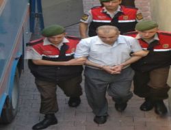 Ailesinden 8 Kişiyi Öldürdüğü İddia Edilen Sanığın Yargılanmasına Devam Edildi