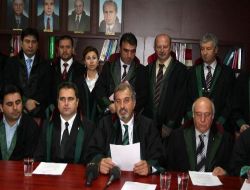 İzmir Barosu, Eminağaoğlu Ve Kaçmaz'a Sahip Çıktı