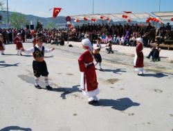Gemlik’te 23 Nisan Coşkuyla Kutlandı