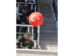 Sivas'ta 23 Nisan Coşkusu