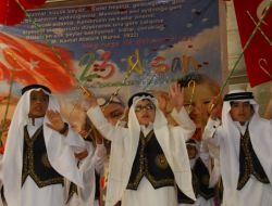 Suudi Arabistan’da Renkli 23 Nisan Kutlaması