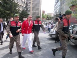 Sedat Peker Diş Tedaisi İçin Hastaneye Geldi