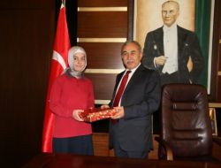 Ygs Türkiye 3.’süne Vali Büyük'ten Ödül