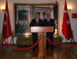 Bakan Şahin: Genç Kırsalında 3 Askerimiz Şehit, 3'ü Korucu 8 Kişi Yaralandı