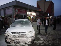 Direksiyon Hakimiyetini Kaybeden Sürücü Durakta Bir Kişiye Çarparak Öldürdü