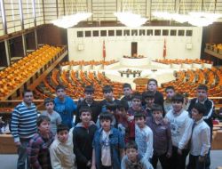 Toros'lu Öğrenciler Meclis Ve Anıtkabir'i Ziyaret Etti