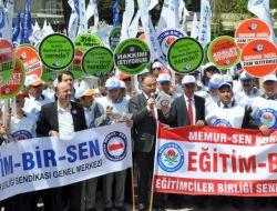 Eğitim-bir-sen'den Ek Ödeme Eylemi