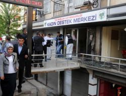 Mesleki Eğitim Alan 300 Kadını Yakmak İstediler