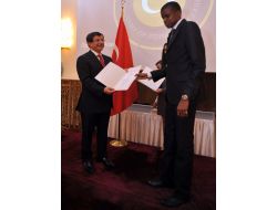 Dışişleri’nden 77 Ülkeden Gence Diplomat Sertifikası